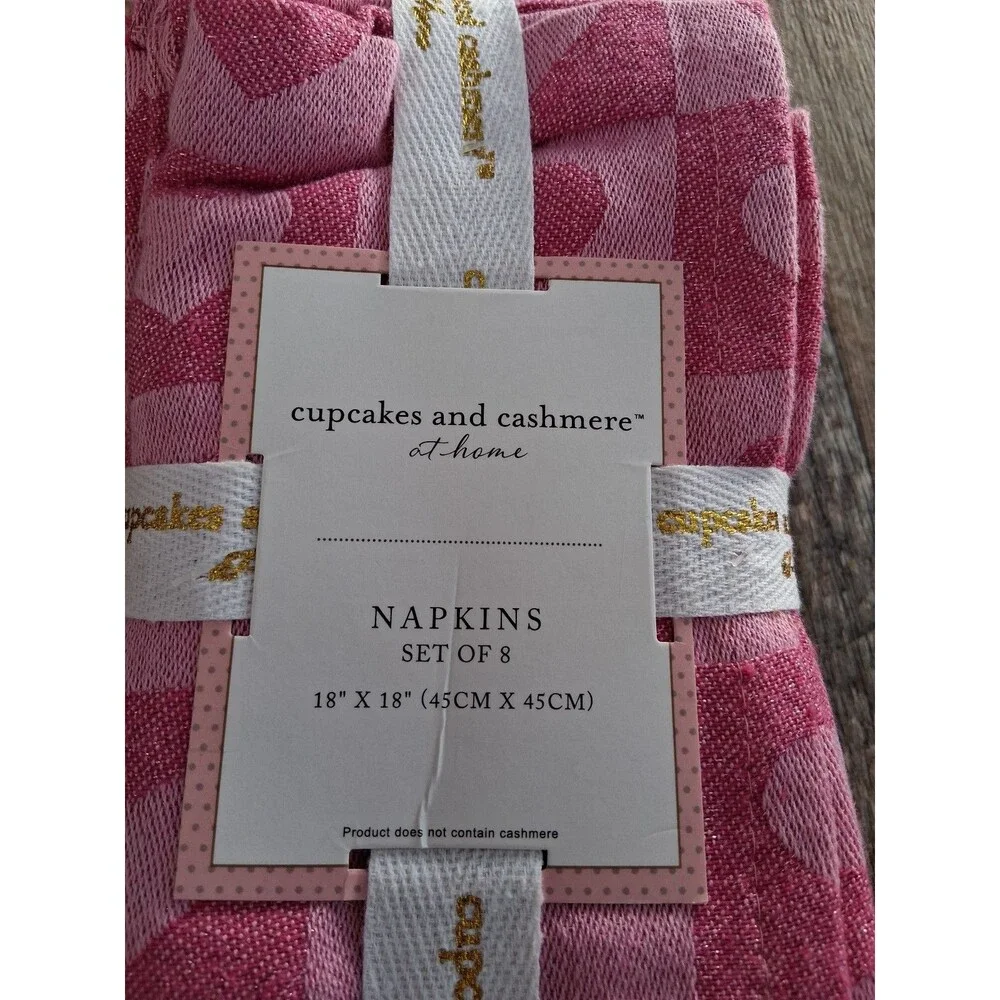 NEW! Cupcakes and Cashmere Pink Hearts Set of 8 Napkins